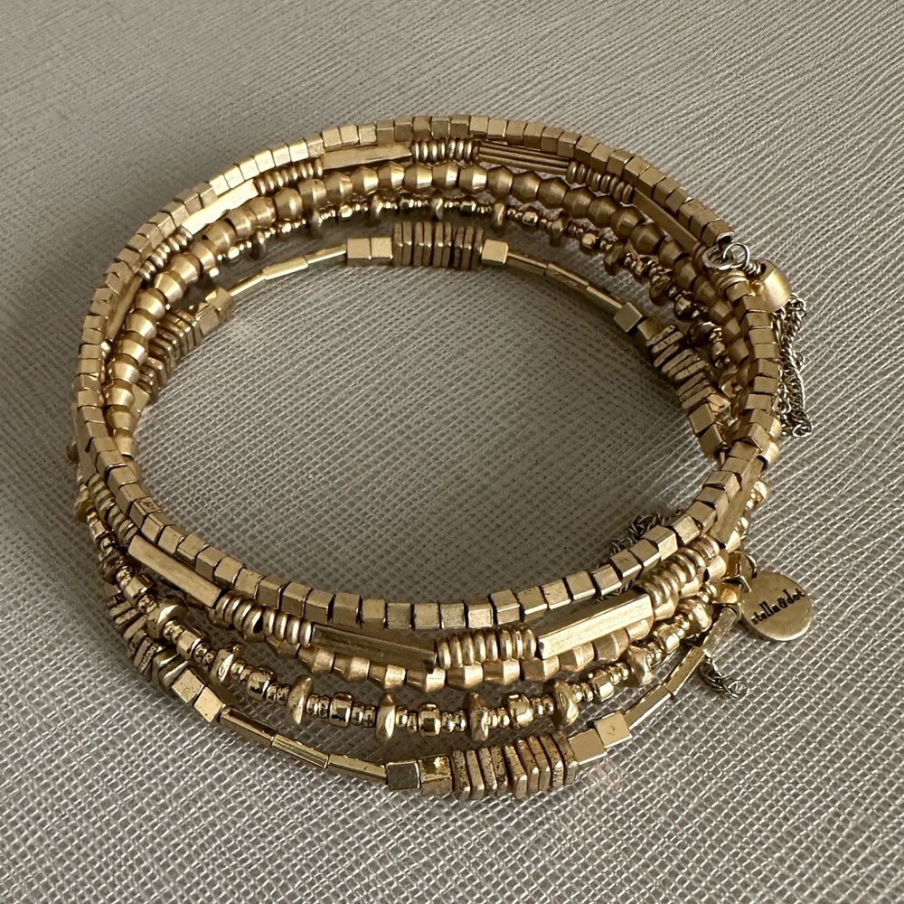 Stella and Dot Gold spiral multi beaded bracelet